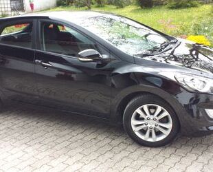 Mitsubishi i30 