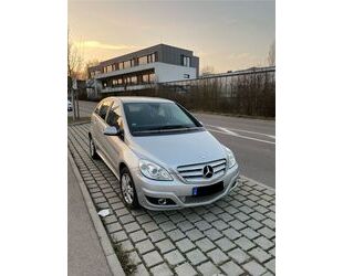 Mercedes-Benz B 180 Gebrauchtwagen