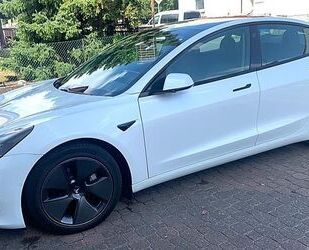 Tesla Model 3 Gebrauchtwagen