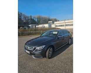 Mercedes-Benz 220 Gebrauchtwagen