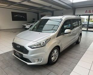 Ford Grand Tourneo Gebrauchtwagen