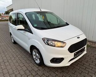Ford Tourneo Courier Gebrauchtwagen
