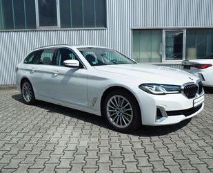 BMW BMW 520 i Touring Luxury*Panorama*HUD*Laser*Komfor Gebrauchtwagen
