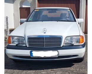 Mercedes-Benz C 180 Gebrauchtwagen