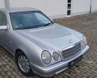 Mercedes-Benz E 200 Gebrauchtwagen