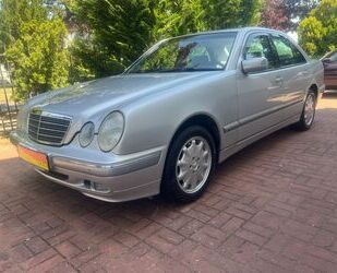 Mercedes-Benz E 240 Gebrauchtwagen
