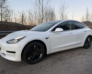 Tesla Model 3 Gebrauchtwagen