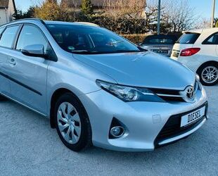 Toyota Auris Gebrauchtwagen