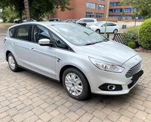 Ford S-Max Gebrauchtwagen