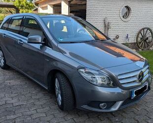 Mercedes-Benz B 180 Gebrauchtwagen