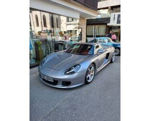 Porsche Carrera GT 