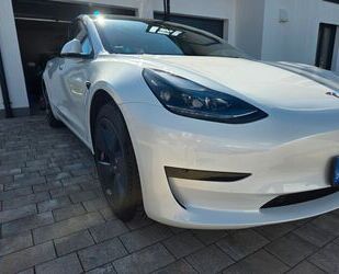 Tesla Model 3 Gebrauchtwagen