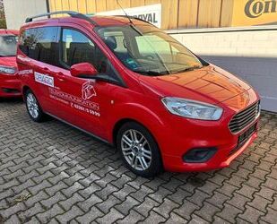 Ford Tourneo Courier Gebrauchtwagen