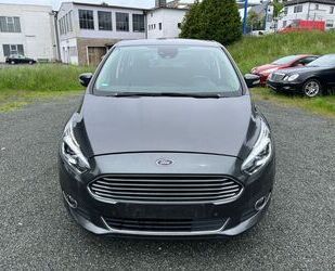 Ford S-Max Gebrauchtwagen