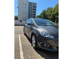Ford S-Max Gebrauchtwagen