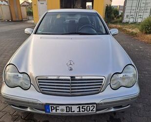 Mercedes-Benz 220 Gebrauchtwagen