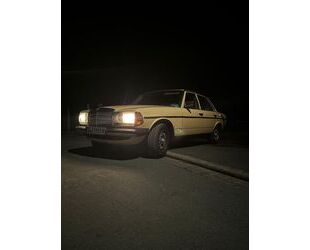 Mercedes-Benz 240 Gebrauchtwagen