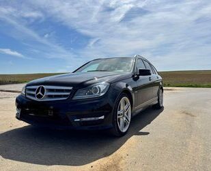 Mercedes-Benz 220 Gebrauchtwagen