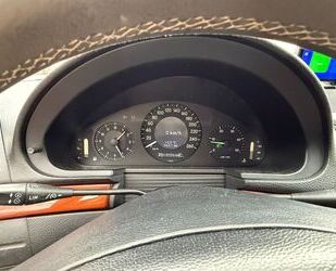 Mercedes-Benz E 200 Gebrauchtwagen