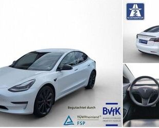 Tesla Model 3 Gebrauchtwagen