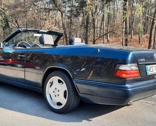Mercedes-Benz E 200 Gebrauchtwagen