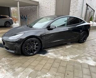 Tesla Model 3 Gebrauchtwagen