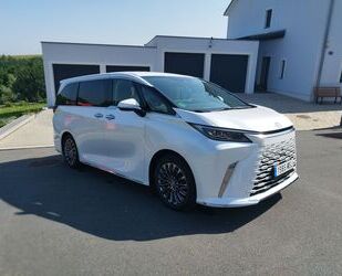 Lexus LM Gebrauchtwagen
