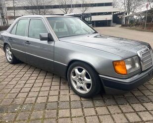 Mercedes-Benz 230 Gebrauchtwagen