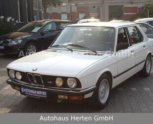 BMW BMW 520i E28*LIMO*TÜV NEU*H-ZULASSUNG*SCHALTER*TOP Gebrauchtwagen