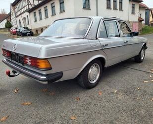 Mercedes-Benz 230 Gebrauchtwagen