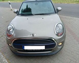 Kia Cooper Cabrio 