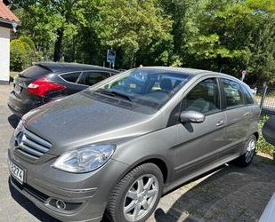 Mercedes-Benz B 200 Gebrauchtwagen