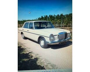 Mercedes-Benz 220 Gebrauchtwagen
