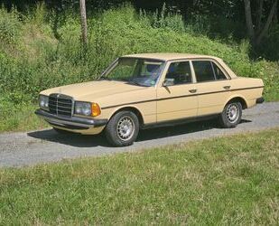 Mercedes-Benz 230 Gebrauchtwagen