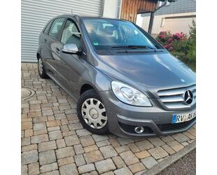 Mercedes-Benz B 180 Gebrauchtwagen