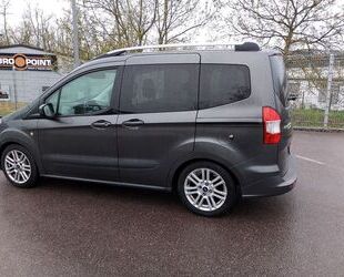 Ford Tourneo Courier Gebrauchtwagen