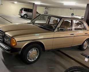 Mercedes-Benz E 230 Gebrauchtwagen