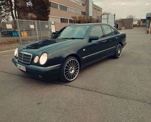 Mercedes-Benz 230 Gebrauchtwagen