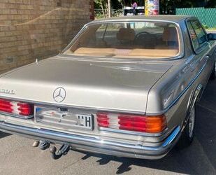 Mercedes-Benz 230 Gebrauchtwagen