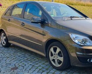Mercedes-Benz B 180 Gebrauchtwagen