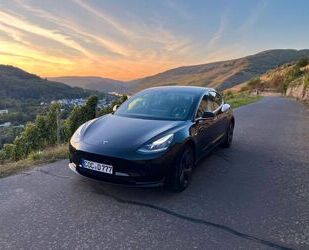 Tesla Model 3 Gebrauchtwagen