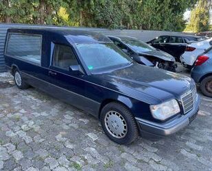 Mercedes-Benz 280 