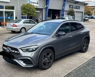 Mercedes-Benz GLA 220 