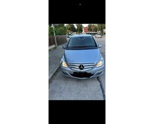 Mercedes-Benz B 180 Gebrauchtwagen