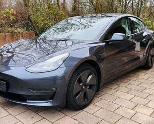 Tesla Model 3 Gebrauchtwagen