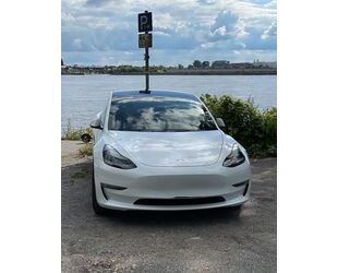 Tesla Model 3 Gebrauchtwagen