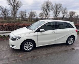 Mercedes-Benz B 180 Gebrauchtwagen