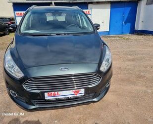 Ford S-Max Gebrauchtwagen