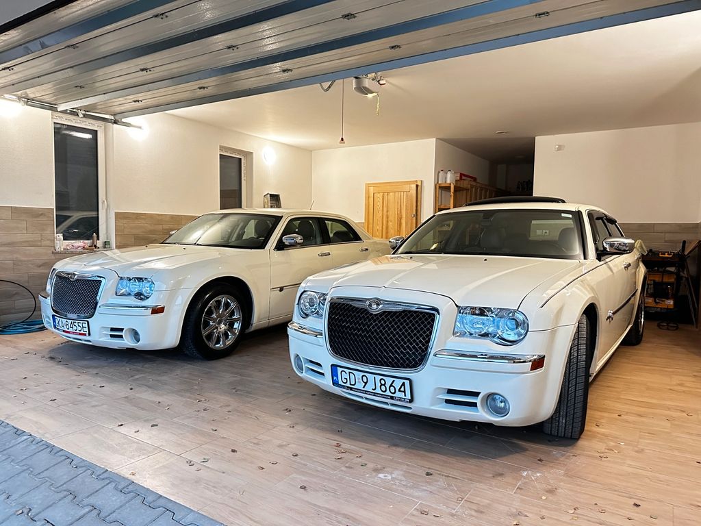 300C