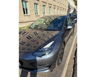 Tesla Model 3 Gebrauchtwagen